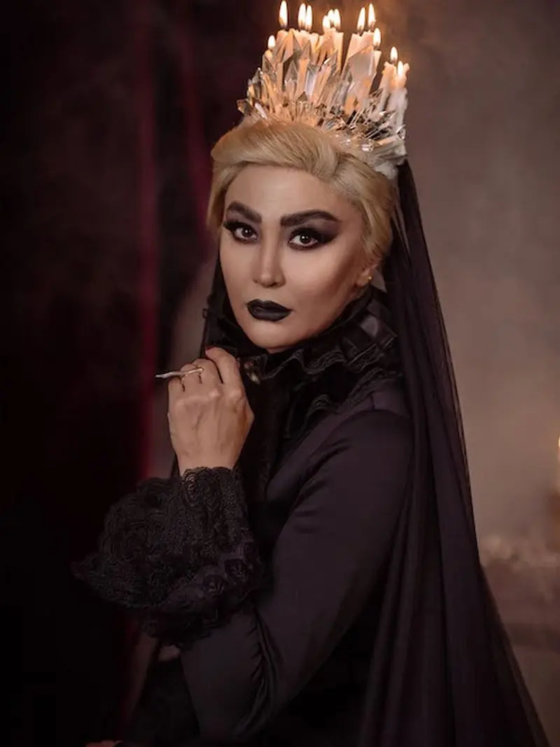 تاج خاص مریم معصومی