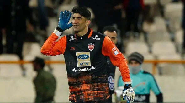 خداحافظی علیرضا بیرانوند در بازی دربی