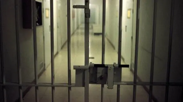 ۱۹۰۰ زندانی دانش‌آموز در زندان‌های تهران حضور دارند