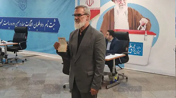 فرمانده پیشین پلیس راهنمایی و رانندگی داوطلب نامزدی انتخابات ریاست جمهوری شد