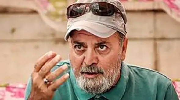 ناگفته های سیروس مقدم از دیدار با سپهبد قاسم سلیمانی در «پایتخت 5»