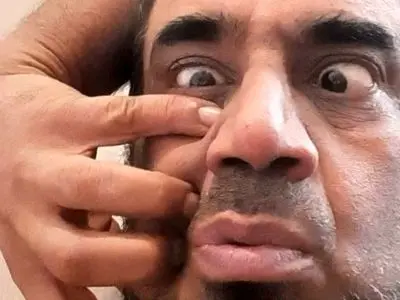 نصرالله رادش بازیگر  «شفرونی» تغییر چهره داد/ آقای بازیگر در 59 سالگی با استایل منحصربه فرد اصلا قابل شناسایی نیست