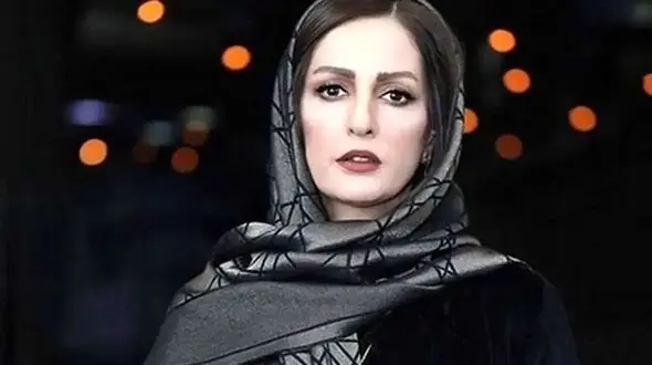 فیلم / استایل شقایق دهقان؛ تلفیقی از جسارت رنگی و سادگی هنرمندانه / جوانتر شدن بعد جدایی از شوهرش