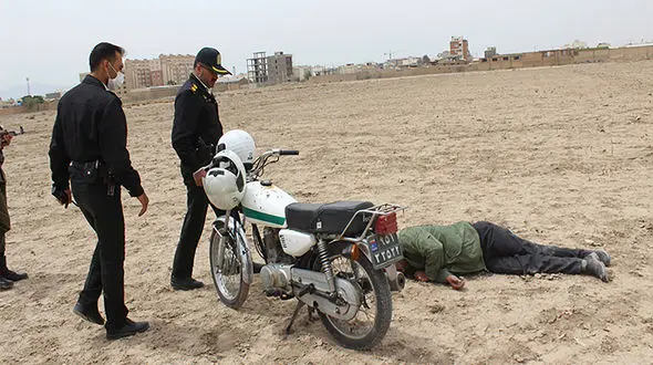 جوان اصفهانی بیهوش نقش زمین شده بود / او از مرگ بازگشت + عکس