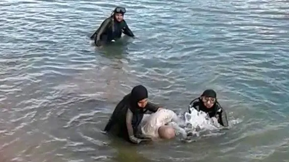 مرگ وحشتناک کودک 2 ساله و پدر 47 ساله / در اصفهان رخ داد