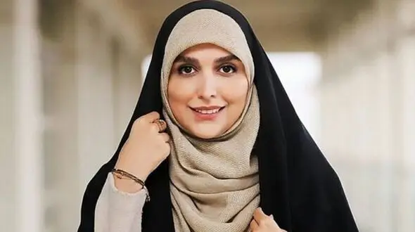 عکس جالب مژده لواسانی درحال درشکه سواری در اصفهان/ حیف نشد ژست هنری بگیره!
