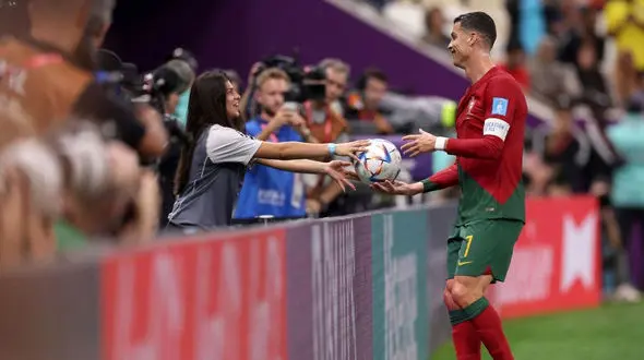 اعلام ترکیب پرتغال و مراکش و نیمکت‌نشینی دوباره کریس