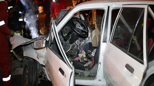 مرگ پدر خانواده در تصادف پراید با گاردریل