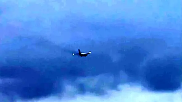 فیلم آتش سوزی مهیب در موتور هواپیما در آمریکا و فرود اضطراری !