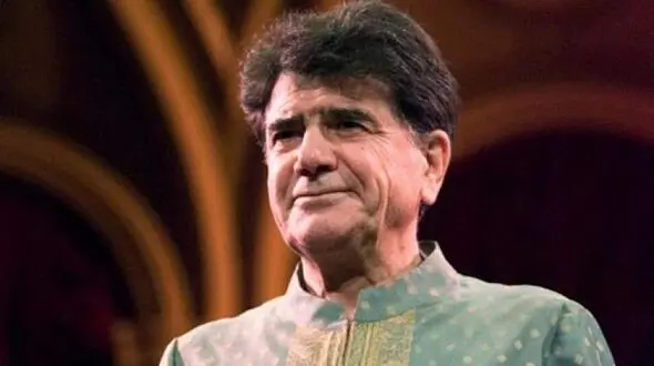 دانلود / اشعار عاشقانه مولانا/ من از کجا پند از کجا، باده بگردان ساقیا با آواز باشکوه استاد شجریان