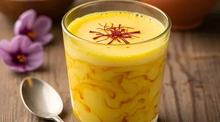 طرز تهیه نوشیدنی گرم برای عصرهای پاییز / فیلم