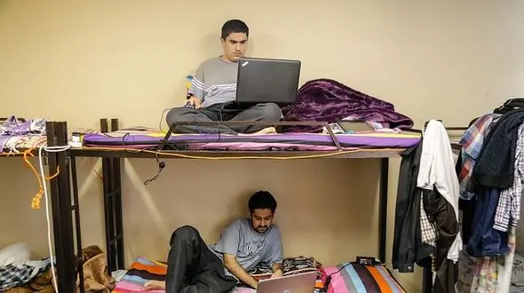  قوانین حضور دانشجویان برای حضور در خوابگاه و کلاس درس 