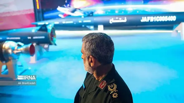 توئیت معنادار سردار حاجی زاده / طلوع سه شنبه طلوع خورشید در یک روز عادی نیست
