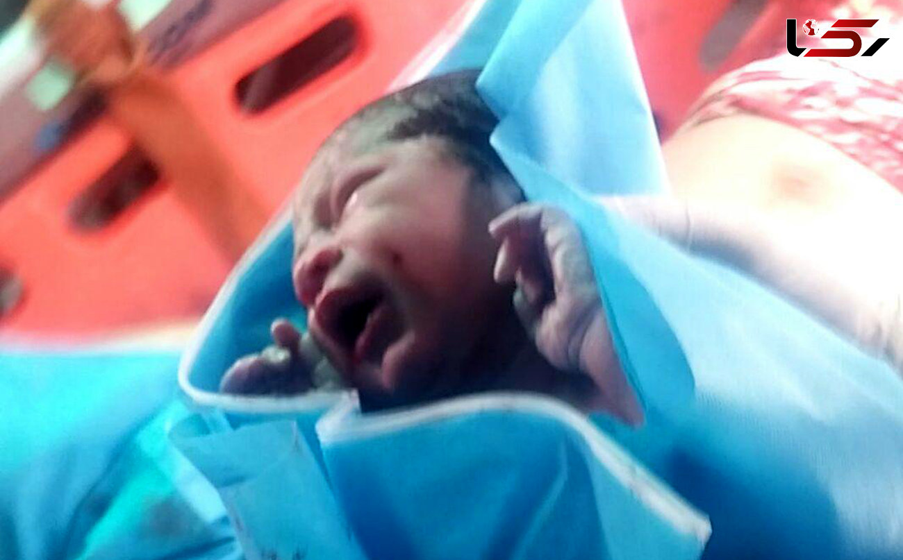تولد نوزاد پسر در آسمان ایران! + عکس 