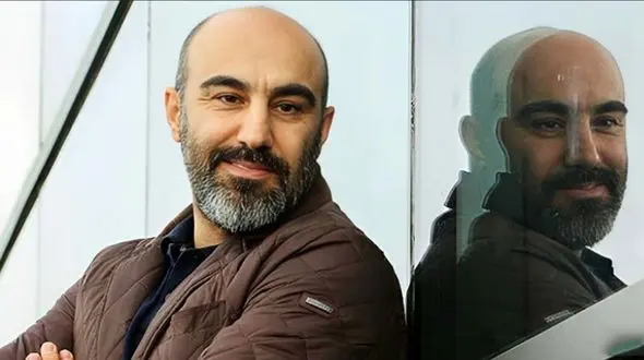 رونمایی از برادر خوشتیپ و جوان محسن تنابنده، نقی سریال پایتخت/ عین سیبی میمونن که از وسط دو نصف شدن+عکس