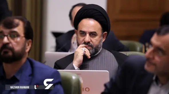 واکنش عضو شورای شهر تهران به ادعای چین بر مالکیت امارت بر جزایر سه گانه / ارتباطی به همکاری شهرداری تهران با این کشور ندارد / این حرف ها فقط مصرف تجاری دارد