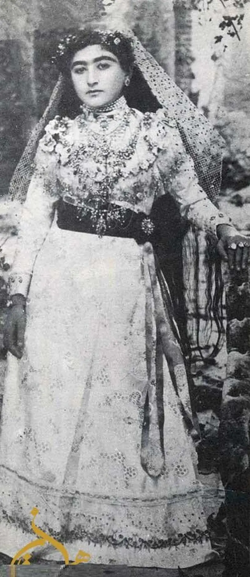  عروس قجری