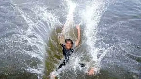 مردم از شنا کردن در سدهای کردستان خودداری کنند