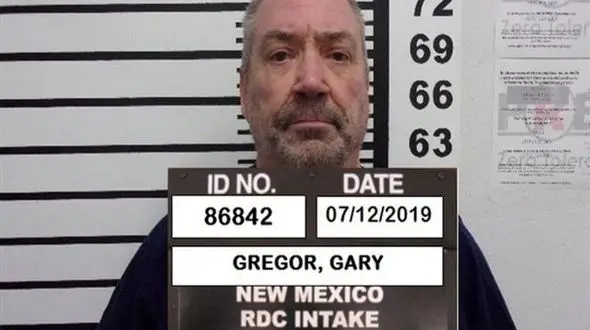 پلیدی معلم شیطان صفت با دانش آموز در کلاس درس + عکس / امریکا