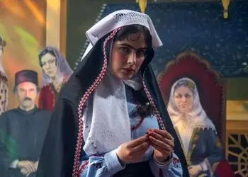 عکس ها/ چهره زیبا با استایل  مانکنی فرزانه فرنام بازیگر نقش خجسته در بامدادخمار  خارج از سریال 