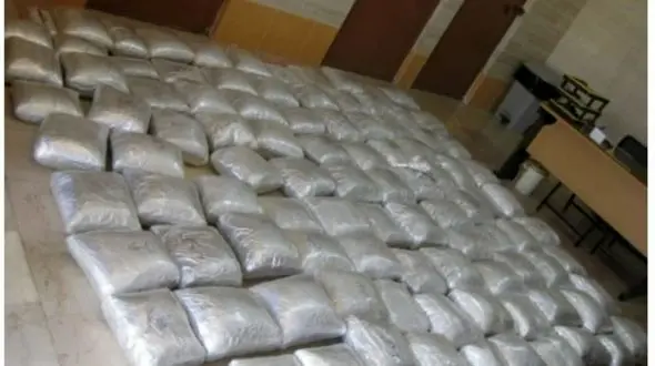 ماهرانه ترین جاساز در سمند را دیده اید؟ / پلیس نائین چند صد کیلو تریاک بیرون آورد!