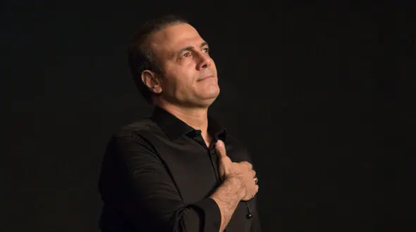 منتشر شد / نماهنگ " بی گناه " با صدای علیرضا قربانی و بازی حامد بهداد + فیلم