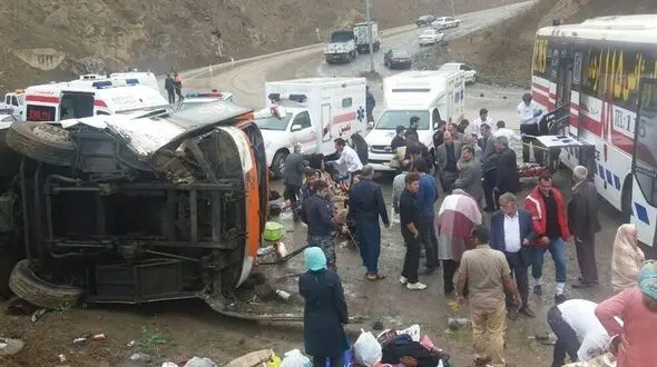  اعلام علت واژگونی اتوبوس در گردنه حیران  