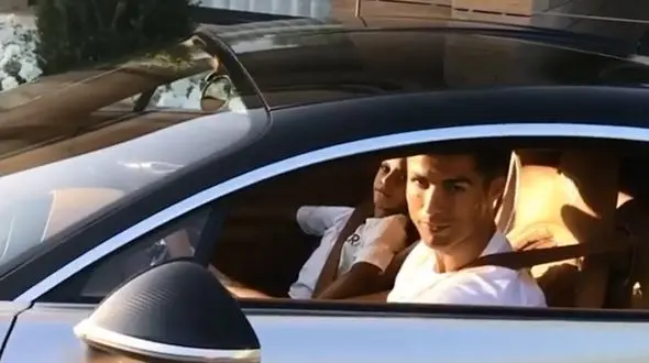 رونالدو و بوگاتی 12 میلیاردی اش+فیلم