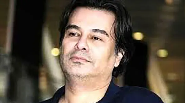 جشن تولد شاد و هیجان انگیز پیمان قاسمخانی با خانواده + عکس