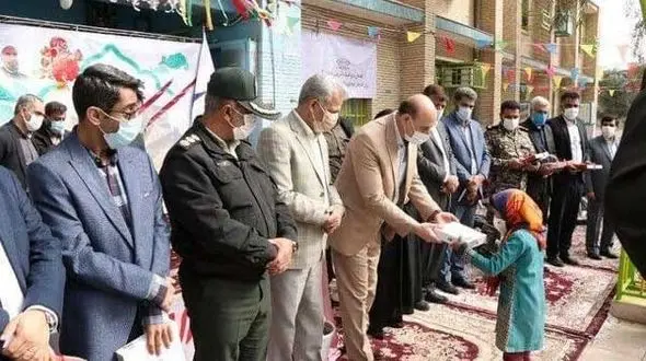 


صف مدیران استان کرمان برای اهدای چند تبلت! + عکس
