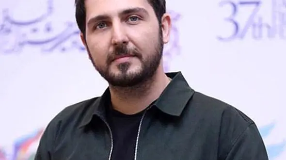 عکس کودکی آقای بازیگر ایرانی / مقایسه کنید !