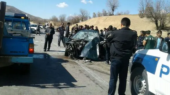 یک کشته و 13 زخمی در تصادف زنجیره ای جاده لردگان - ایذه