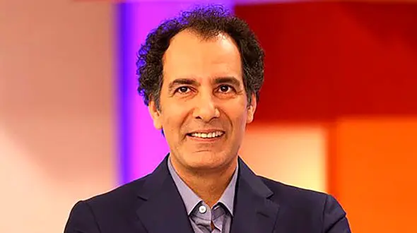 شباهت باورنکردنی همسر آقای بازیگر به عادل فردوسی پور + عکس آیدا یزدانی !