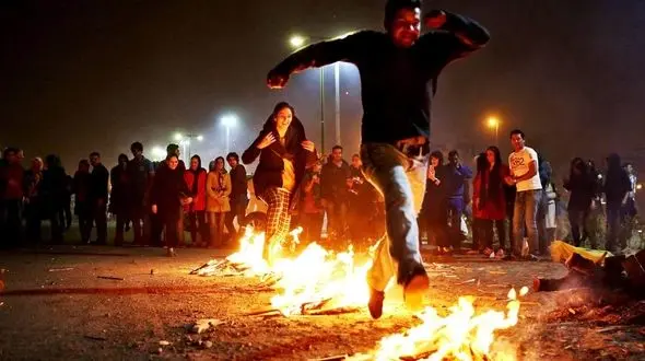 کهن‌ الگوی چهارشنبه‌ سوری و تقویت ارتباط اجتماعی