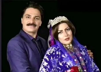 فیلم آواز احساسی /  وقتی سجاد رزمجو توی خونش با عشق بین دوستاش میخونه و ساز میزنه !