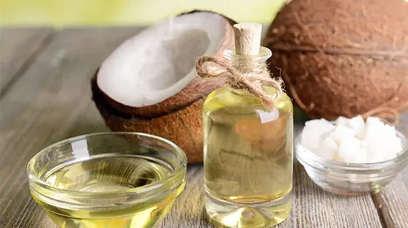 روغن هایی که در تقویت و رشد ناخن معجزه گر هستند
