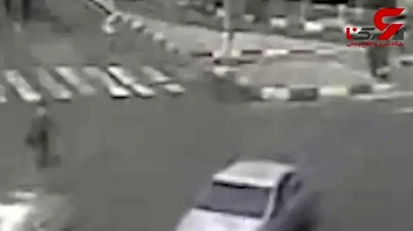 تصادف مرگبار موتور سوار بیخیال با سمند در تهران+ فیلم 