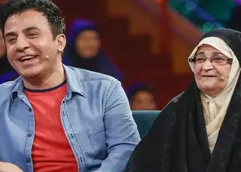 فیلم ضجه های عمو پورنگ و نعیمه نظام دوست در مراسم خاکسپاری مادرش