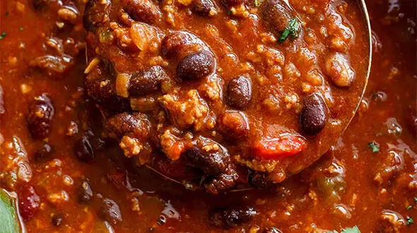 خوشمزه ترین خوراک لوبیا با گوشت را در خانه بپزید + دستور تهیه