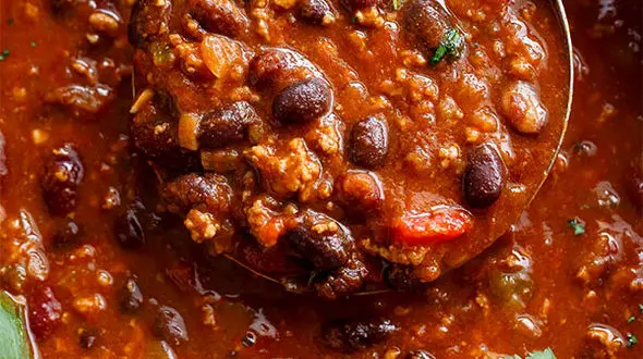 خوشمزه ترین خوراک لوبیا با گوشت را در خانه بپزید + دستور تهیه