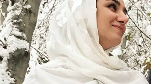 تصویری از مرحومه یاسینی، خبرنگار فوت شده در واژگونی اتوبوس نقده