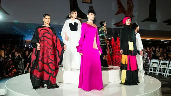 نمایشگاهی که مد زنان مسلمان را جهانی کرد / عکس‌