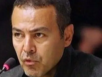 فیلم/ ماجرای حمایت بازیگر مختارنامه از نظام پادشاهی چیست؟ / فریبرز عرب نیا: من در یک ویدیو درباره فرح دیبا حرف زده بودم 