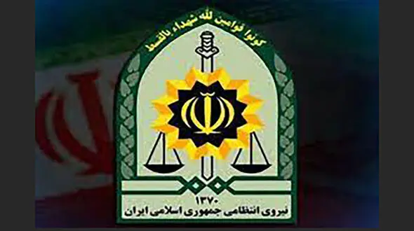 پلیس فداکار به دل آتش زد / نجات مرد اصفهانی از خودسوزی وحشت آور با بنزین