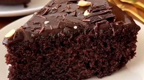 کیک ساده و کوکی ترک‌ دار / دو شیرینی شکلاتی خوشمزه!