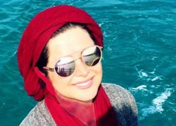 چهره خندان و سرزنده بازیگران زن در قایق‌سواری بر روی آب‌های زیبای ایران؛ از سانیا سالاری و نرگس محمدی تا بهاره رهنما به همراه حاجی، همسر سابقش+عکس