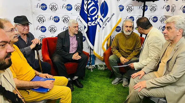 بابک رضایی در جمع هنرمندان کودک؛ دومین حضور در نمایشگاه موسیقی کودک و نوجوان