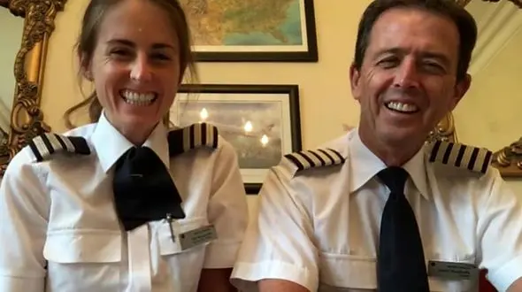 پدر و دختر خلبان با هم پرواز کردند + عکس