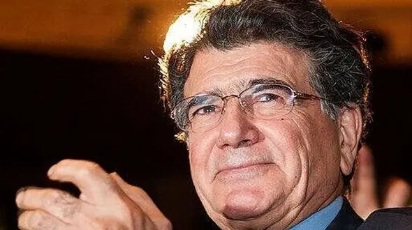 عکس زیر خاکی از محمدرضا شجریان و همسر اولش + عکس دیده نشده