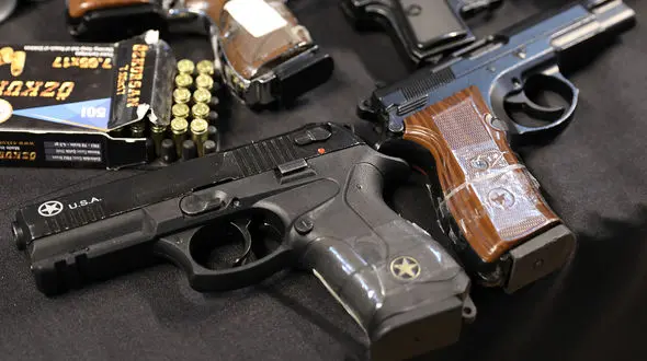 فیلم پشت پرده باند مافیایی زباله گردهای تهران / درگیری مسلحانه بخاطر درآمد میلیونی هر زباله گرد